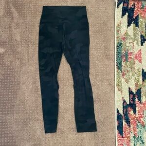 Black Camo lululemon leggings